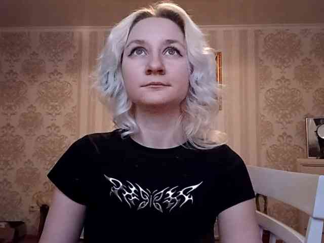 JohanaMcmanaway webcam