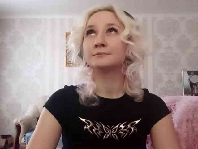 JohanaMcmanaway webcam