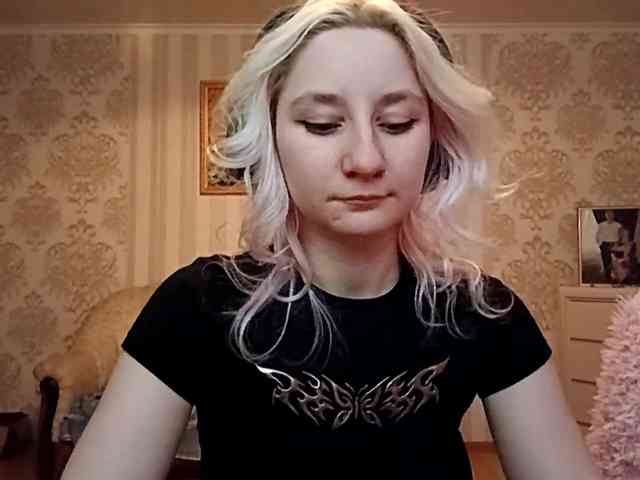 JohanaMcmanaway webcam