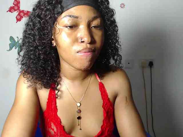 HotndCremy247 webcam