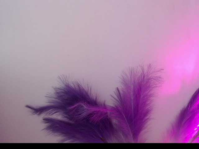 Queen-Rosee's BongaCams show and profile