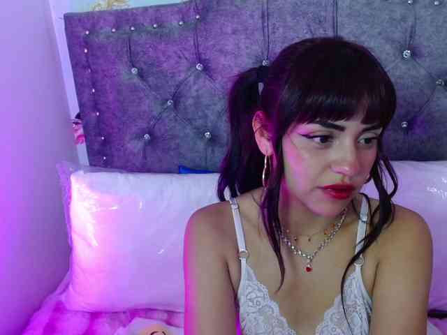 Queen-Rosee webcam