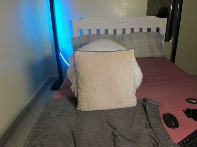 LureNoir24's BongaCams show and profile