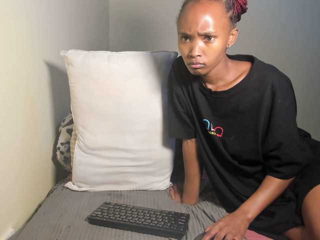 LureNoir24 Live Cam and Statistics on UnifiedCams