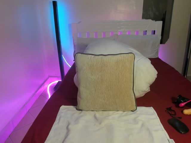 LureNoir24's BongaCams show and profile