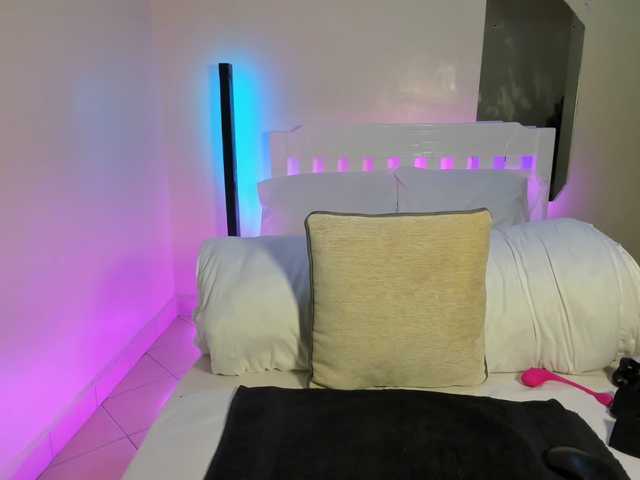 LureNoir24's BongaCams show and profile