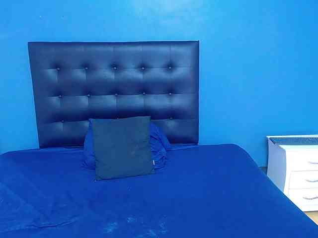 LustyEbonymilf webcam