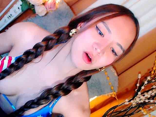 nathasa-sweetxx Live Webcam on BongaCams