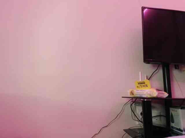 blondevelvet42 webcam