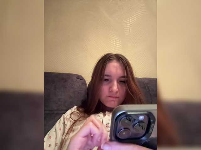 -APELSINKA-'s BongaCams show and profile