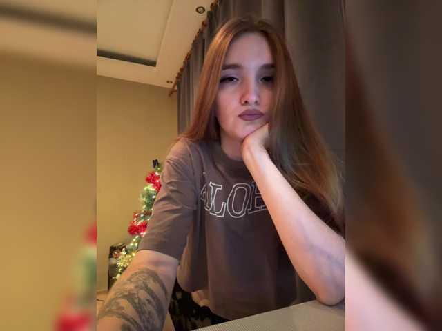 -APELSINKA-'s BongaCams show and profile