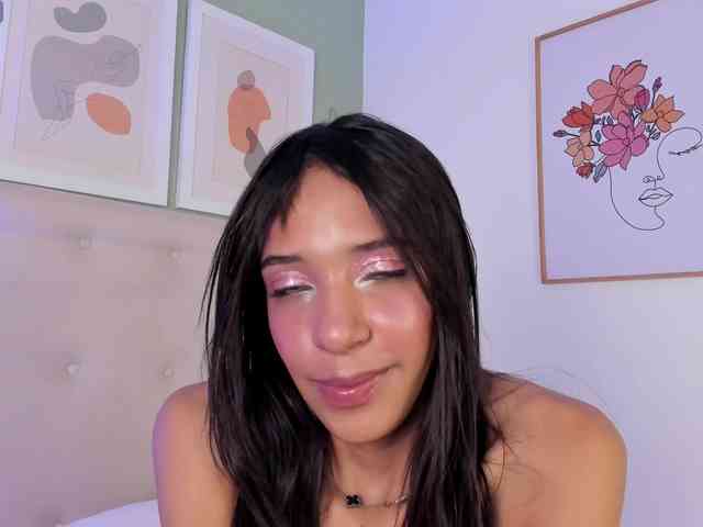 AntonellaBarone webcam