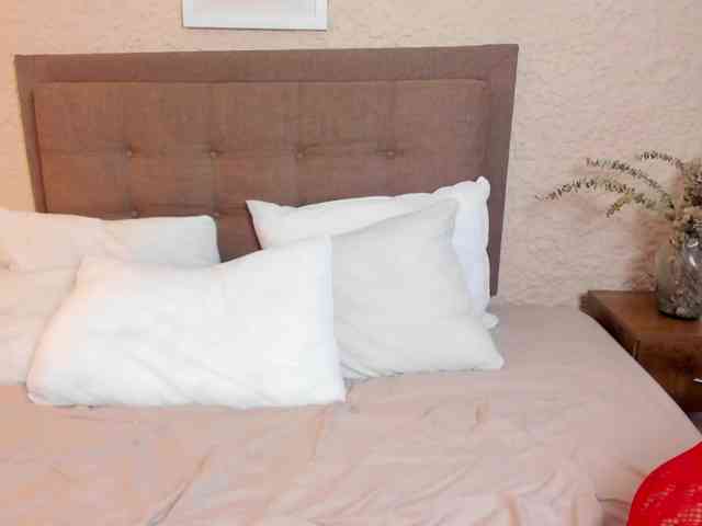 AntonellaBarone webcam