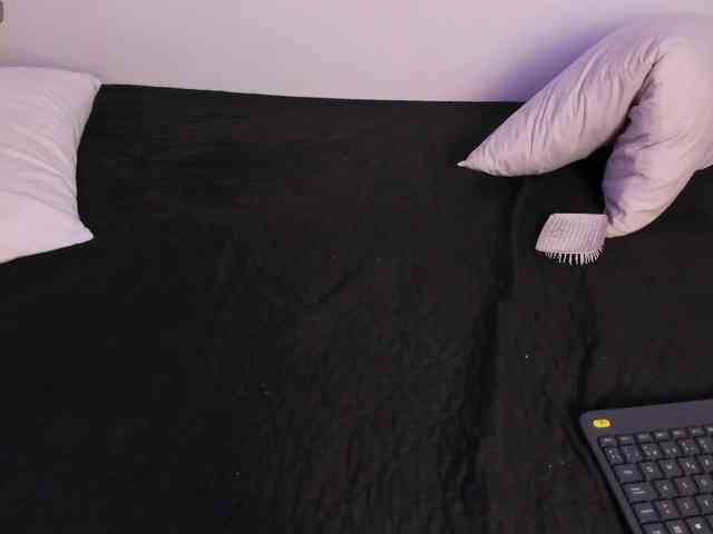 AntonellaBarone webcam