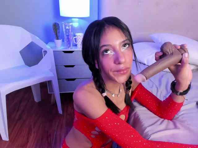 AntonellaBarone webcam