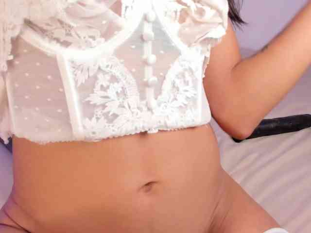 AntonellaBarone webcam