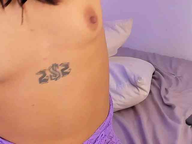 AntonellaBarone webcam