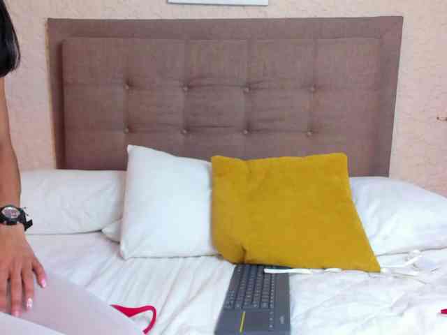 AntonellaBarone webcam