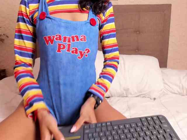 AntonellaBarone webcam