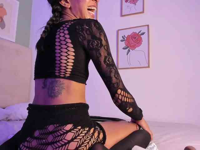 AntonellaBarone webcam