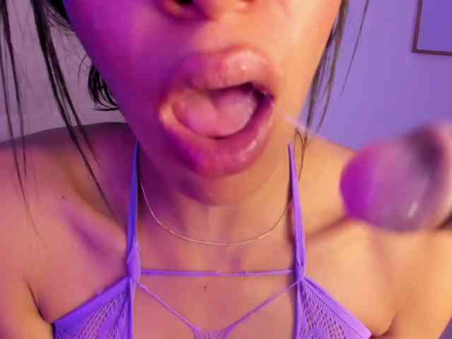 AntonellaBarone webcam