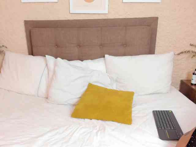 AntonellaBarone webcam