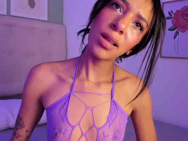 AntonellaBarone webcam