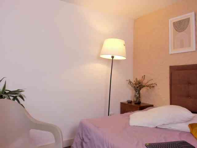 AntonellaBarone webcam