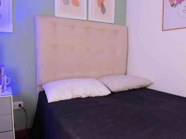 AntonellaBarone webcam