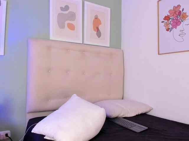 AntonellaBarone Live Webcam on BongaCams