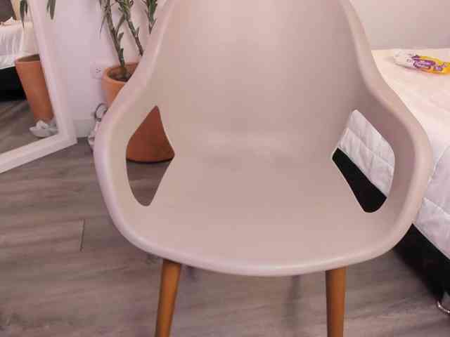 AntonellaBarone webcam