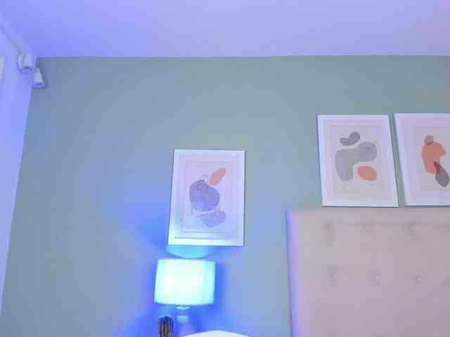 AntonellaBarone webcam