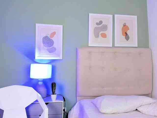 AntonellaBarone webcam