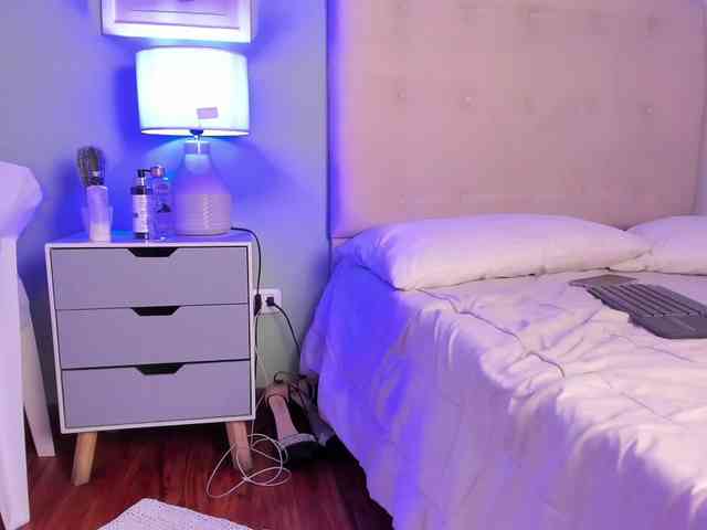 AntonellaBarone webcam