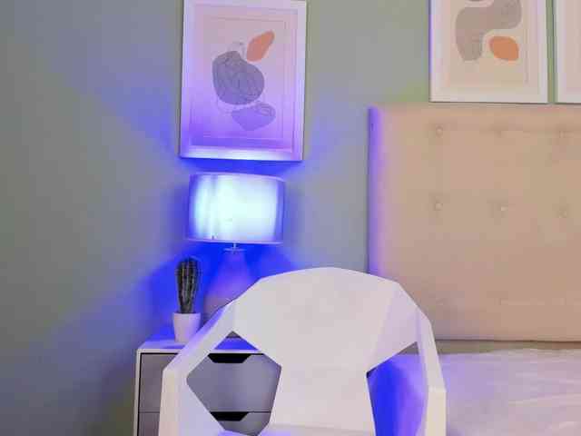 AntonellaBarone webcam