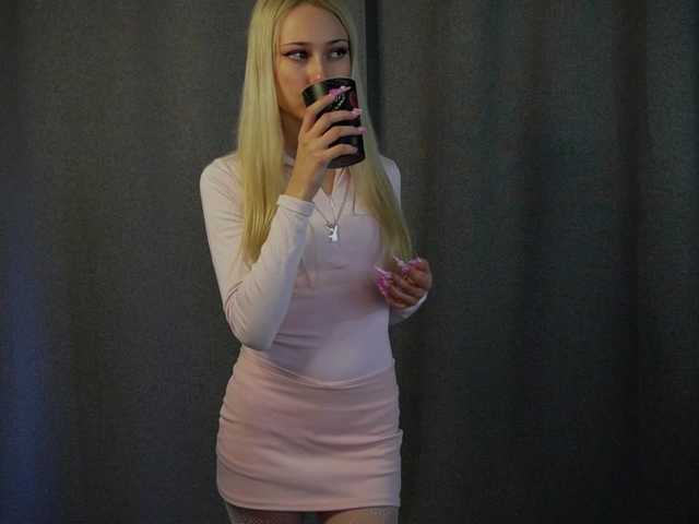 Try RosyCheeks1, she wants to masturbate for you RosyCheeks1 from BongaCams