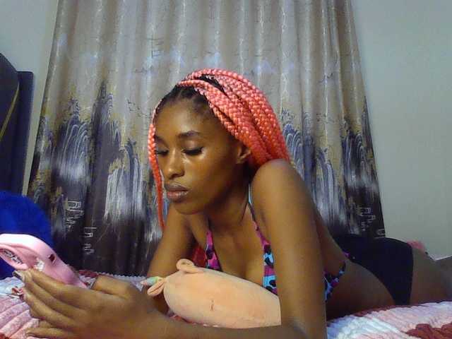  L0nelyP3arl chat room