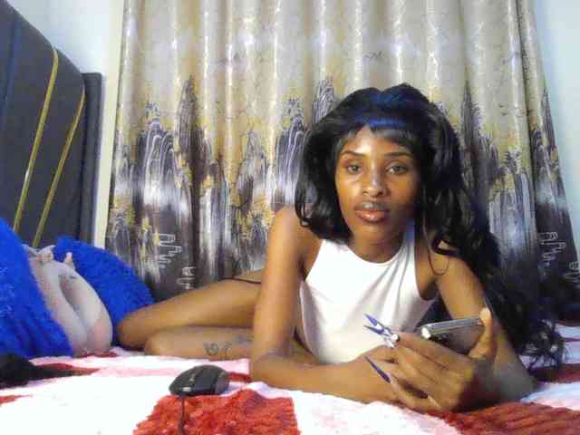 L0nelyP3arl L0nelyP3arl