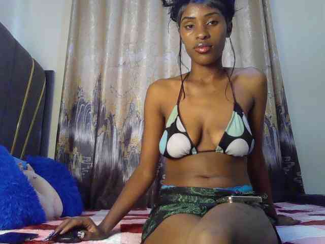 L0nelyP3arl L0nelyP3arl