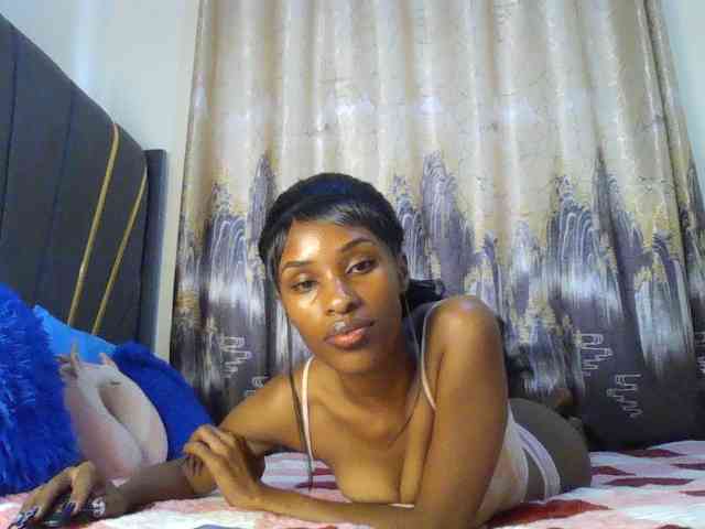 L0nelyP3arl L0nelyP3arl