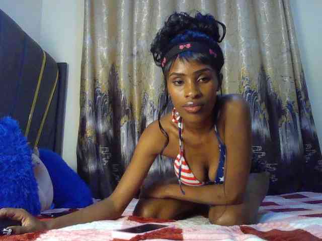 L0nelyP3arl L0nelyP3arl