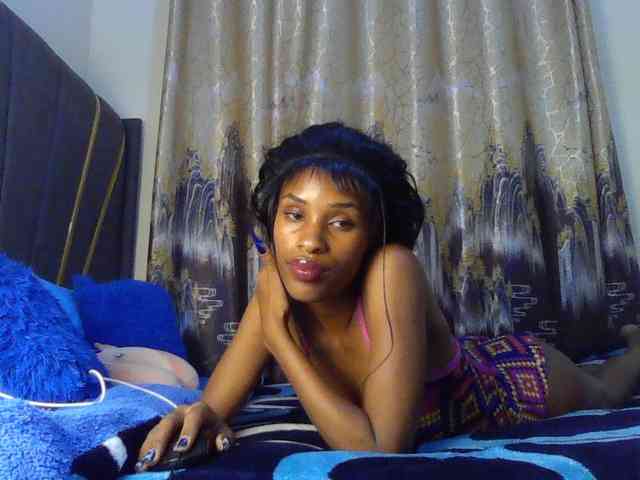 L0nelyP3arl L0nelyP3arl