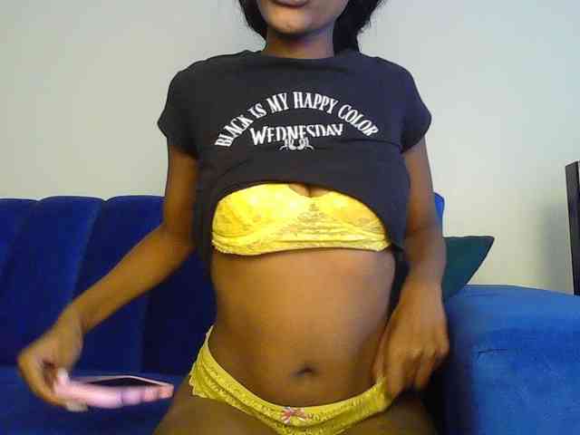 L0nelyP3arl L0nelyP3arl