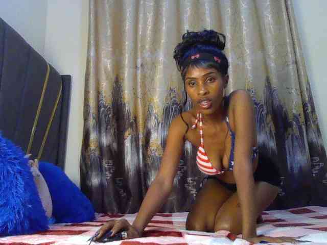 L0nelyP3arl L0nelyP3arl