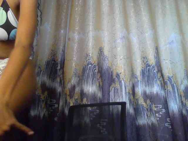 L0nelyP3arl L0nelyP3arl