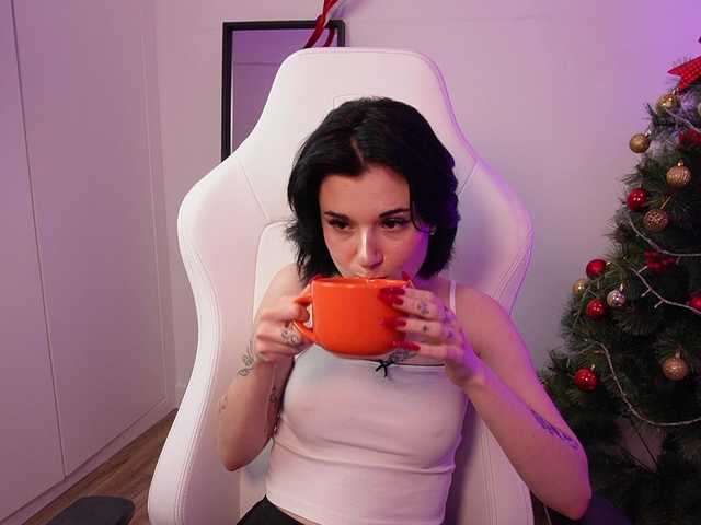 LucyKitten's BongaCams show and profile