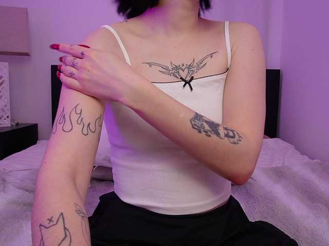 LucyKitten's BongaCams show and profile