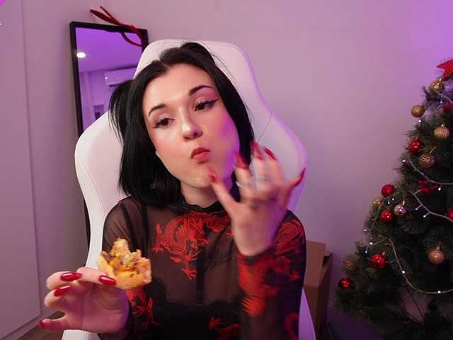 LucyKitten's BongaCams show and profile