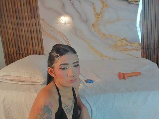 azul--honey's BongaCams show and profile