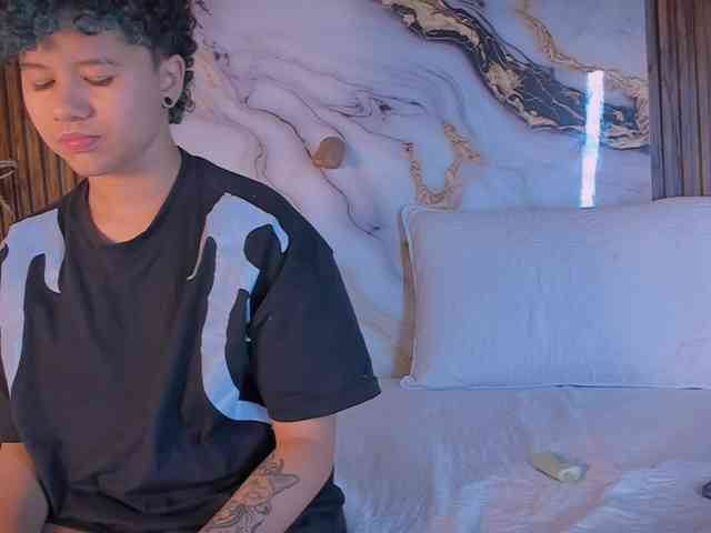 azul--honey Live Webcam on BongaCams